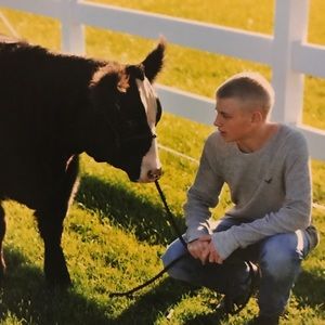 Meet your Posher, Cody